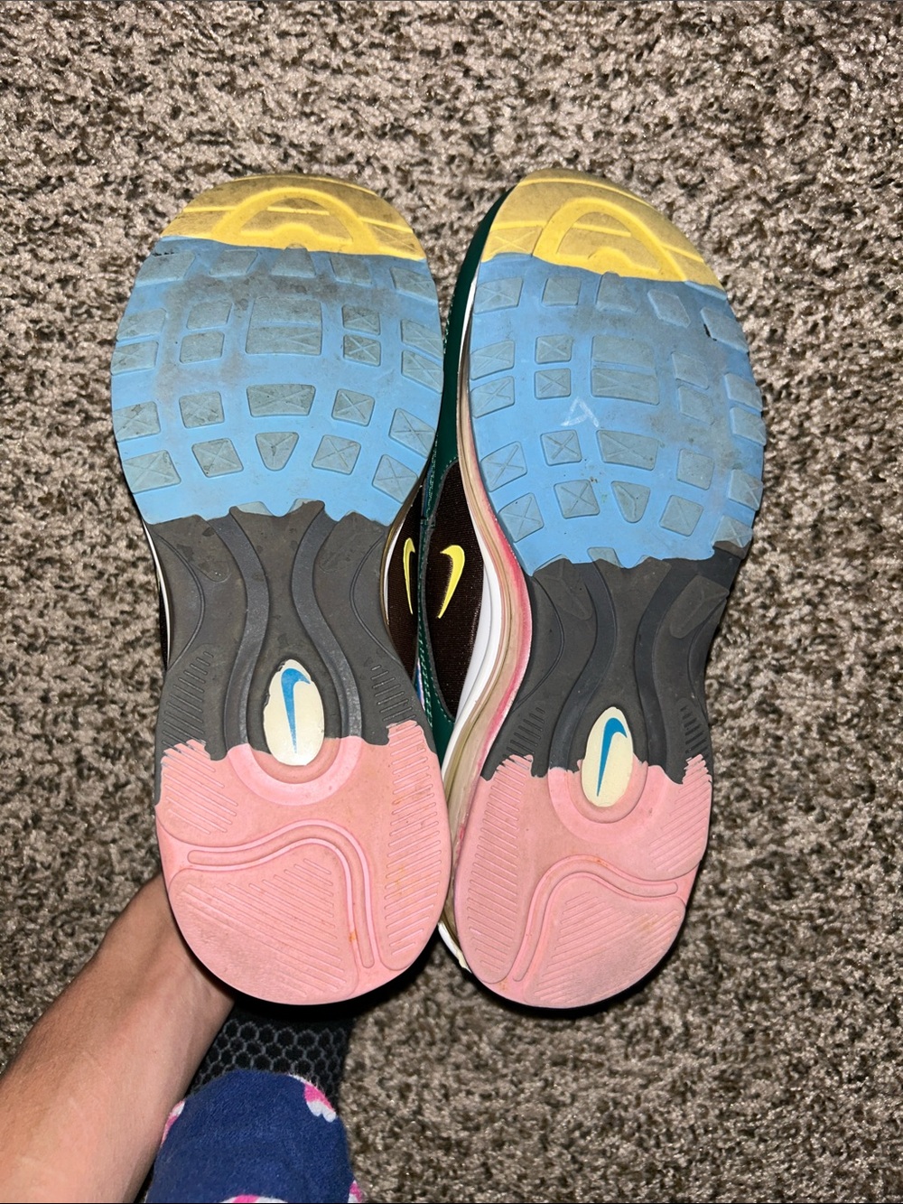 Nike Women’s Yellow Multicolor Layered Wave AirMax Sneakers - Picture 6 of 6